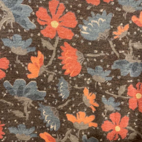 Lularoe Randy baseball t top size medium - Picture 3 of 4